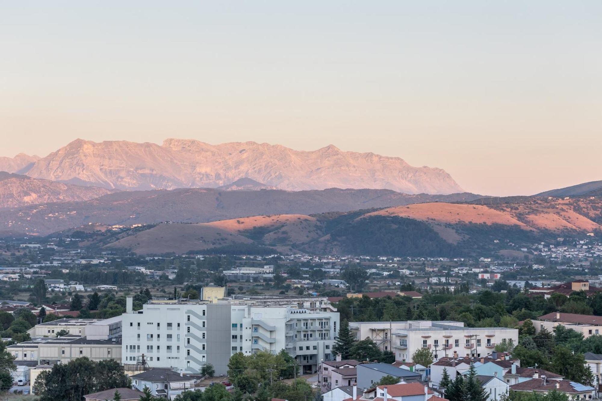 City Hill Luxury Apartments Ioannina Luaran gambar